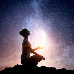 Desarrollo de Herramientas Internas meditación conecta con el universo encuentra pareja